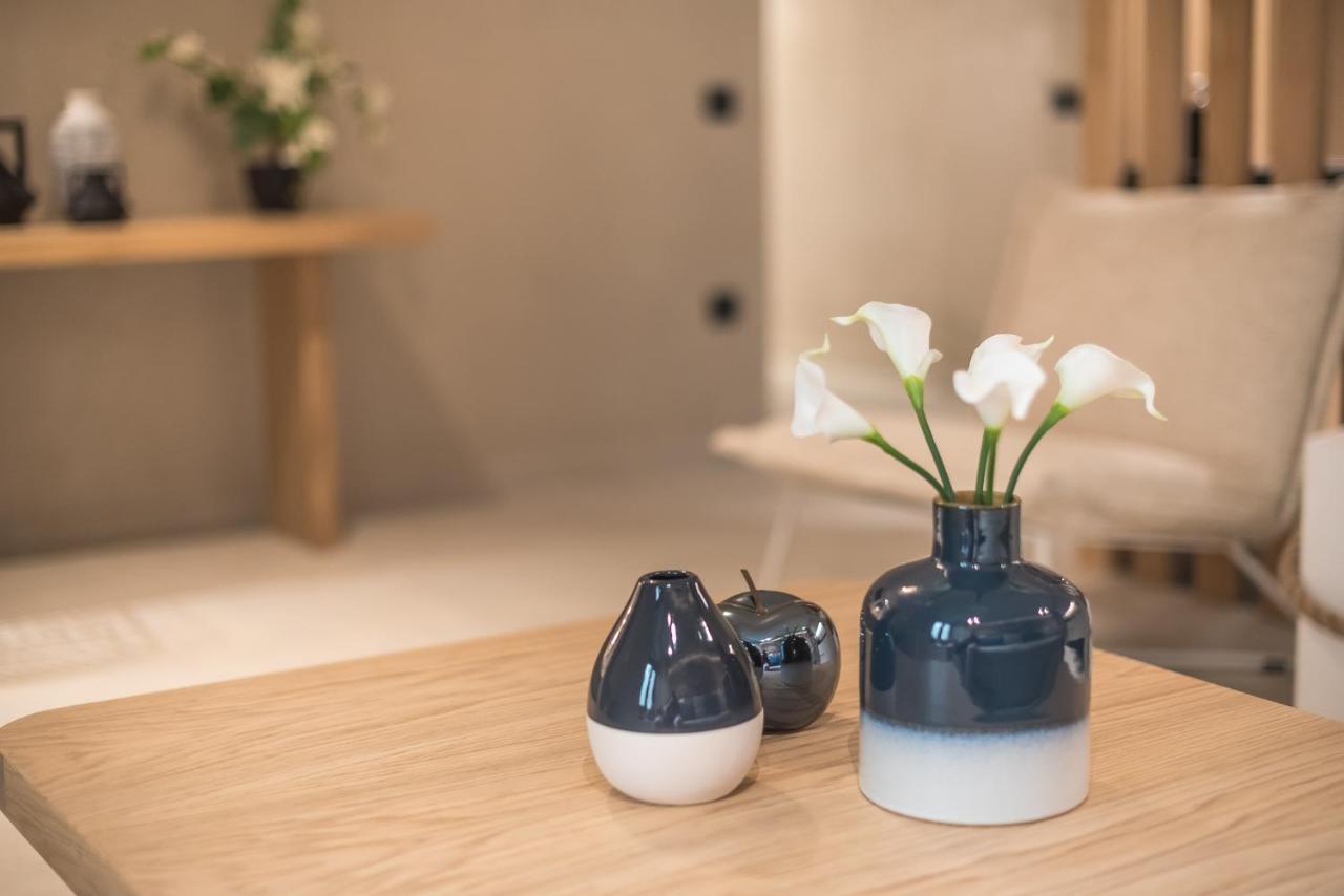 Apollonos 28 Luxury Suites Ateny Zewnętrze zdjęcie