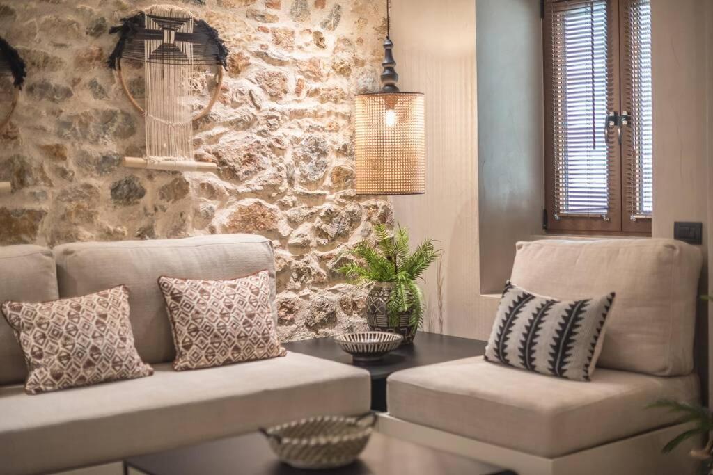 Apollonos 28 Luxury Suites Ateny Zewnętrze zdjęcie