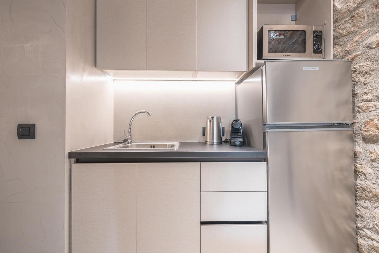 Apollonos 28 Luxury Suites Ateny Zewnętrze zdjęcie